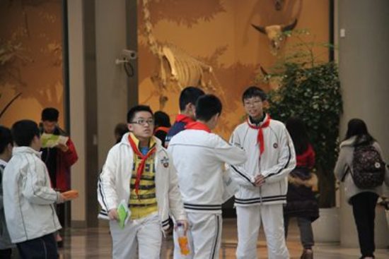 http://lansheng.fdfz.cn/uploadfiles/exchange/(130959250681216026)IMG_3256.JPG