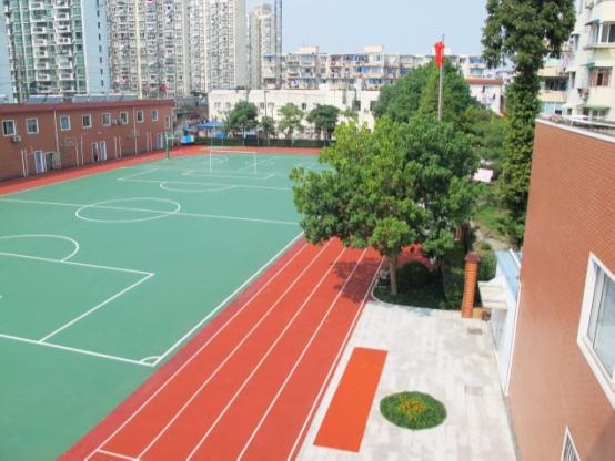 操场.JPG