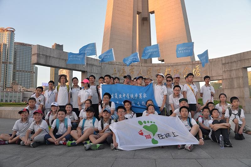 http://lansheng.fdfz.cn/uploadfiles/exchange/(131183121223201687)DSC_1478.jpg