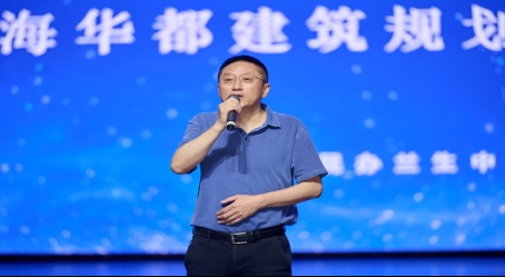 C:\Users\asus\Desktop\2025.6.18毕业典礼\2025.6.18毕业典礼照片\DSC_0177.jpg